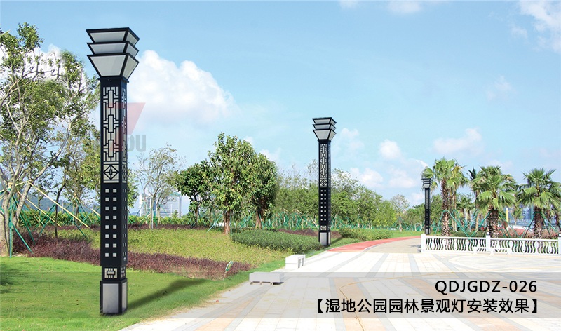 (QDJGDZ-026)公園廣場(chǎng)中式文化方形景觀(guān)燈柱安裝實(shí)景效果